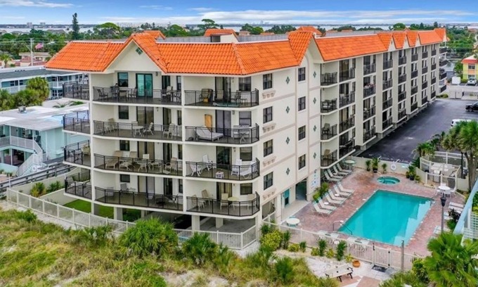 Belle Vista Condo | Vistas On The Gulf - Unit 303