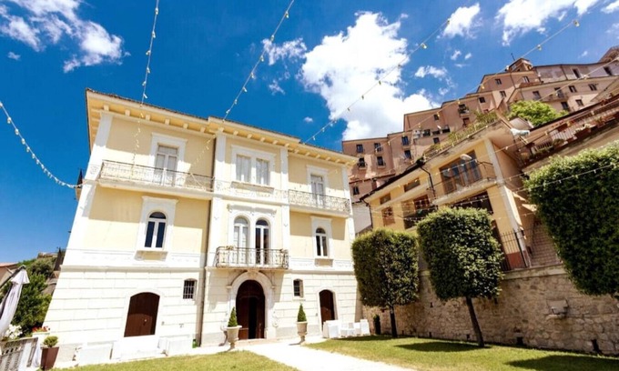 Pianomarotta Apartment | Vittoli Palace- Iside