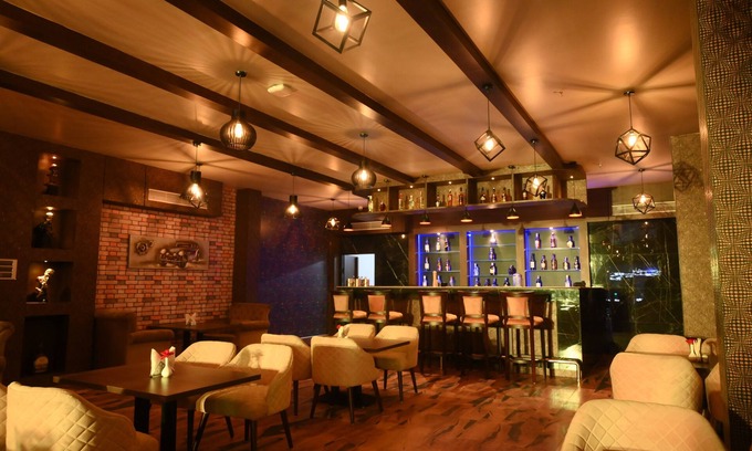 Dhanbad Hotel | Vivana