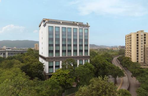 Mulund West Hotel | Vivanta Thane LBS Road