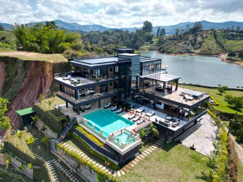 El Penol Resort | Vivanti Resort