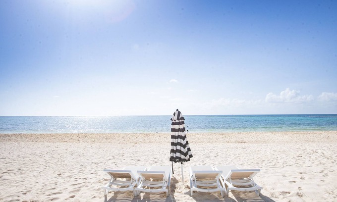 Puerto Juarez Condo | Vive El Sueño: Resort Setting, Beachfront, Private Plunge Pool, 3 +1 Bedrooms