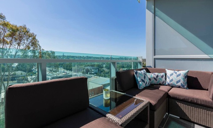 Glen Iris Apartment | Vivid on Malvern Road A Convenient Lifestyle Stay