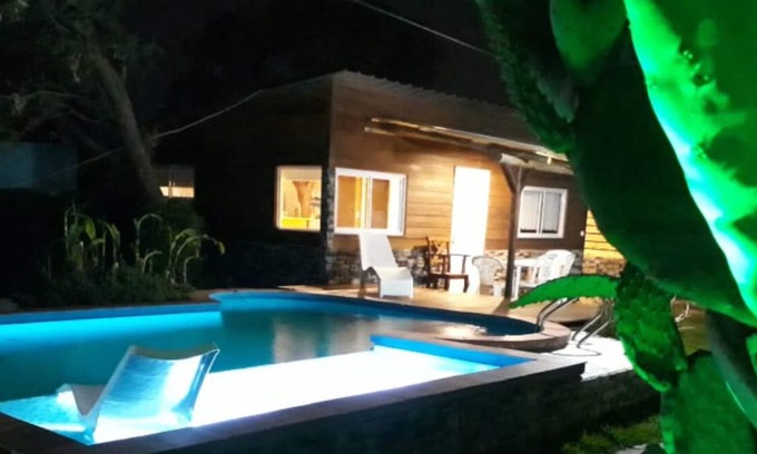 Villa Carlos Paz Cottage | Vivisierras Espectacular Cabaña Villa Carlos Paz pileta privada barrio exquisito