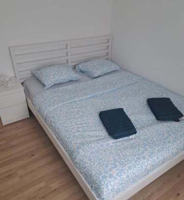 Bassersdorf House | VK - VBD - Zürich Airport - Homestay - Villa Bassersdorf