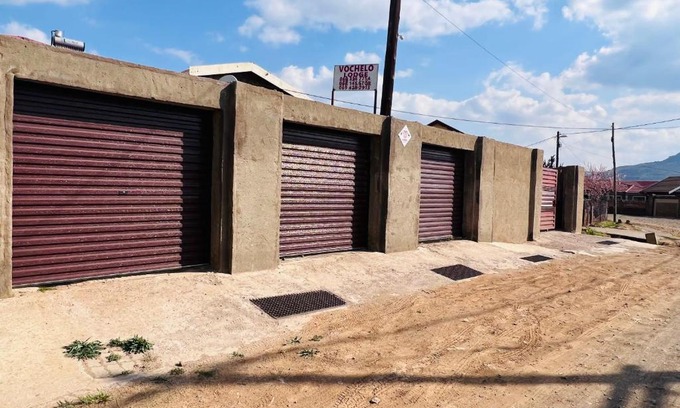 Phuthaditjhaba House | Vochelo Lodge