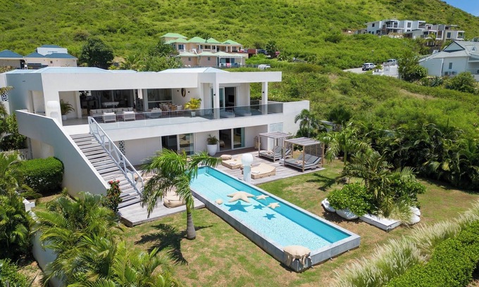 Cul de Sac Villa | Vogue Art | Ocean View - Located in Exquisite Grand Case with Private Pool