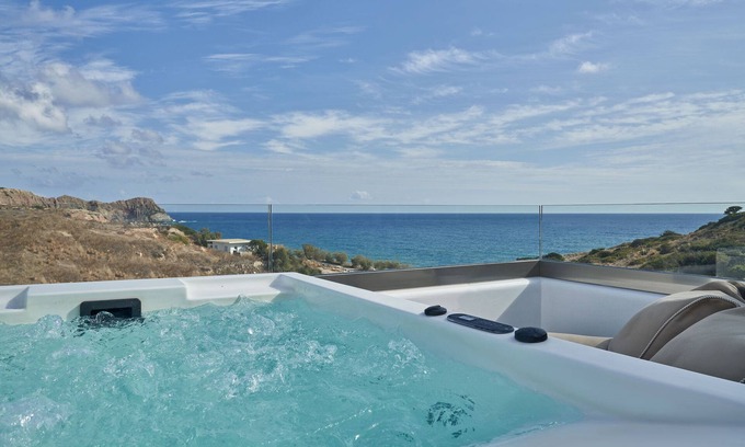 Milos Hotel | Volcano Luxury Suites Milos - Adults Only