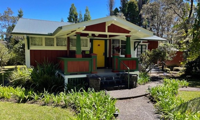 Volcano House | Volcano Teapot Cottage