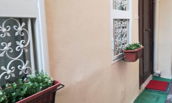 Vomero Apartment | "Vomero House" Naples with free parking included