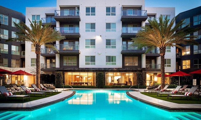 Grantville Apartment | Vora Lux: Modern 1-Bedroom Apartments with Resort-Style Living in Mission Valley