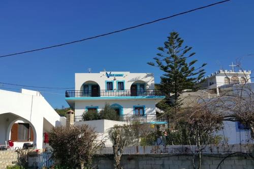 Lipsoi Apartment | VOULAS GARDEN 4FAMILY APT