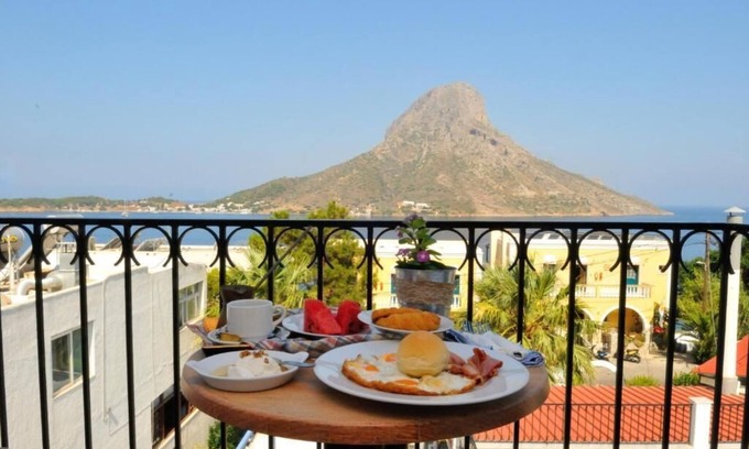 Mirties Bed & Breakfast | Vouros Palace