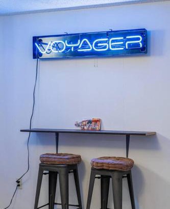 Forest Lawn House | Voyager's Hub- Calgary InnerCity 3BD 4Bed Sleeps 8