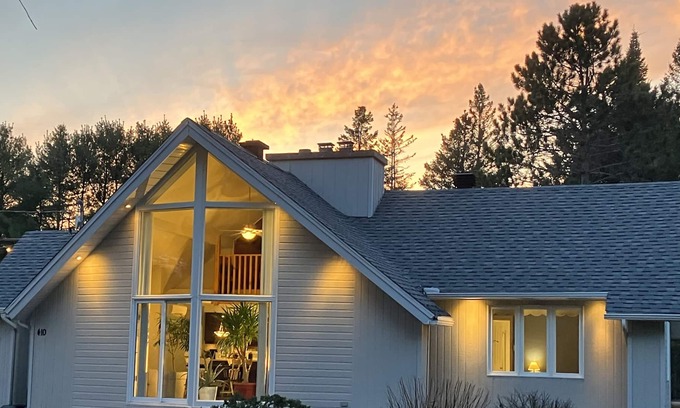 Saint-Alphonse-Rodriguez Ski Chalet | Vrbo Property