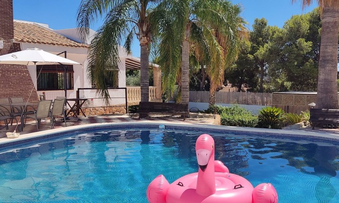 Albalat dels Tarongers Villa | Vrbo Property