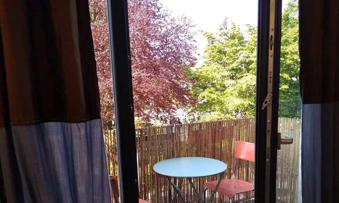Sint-Gillis Apartment | Vrbo Property