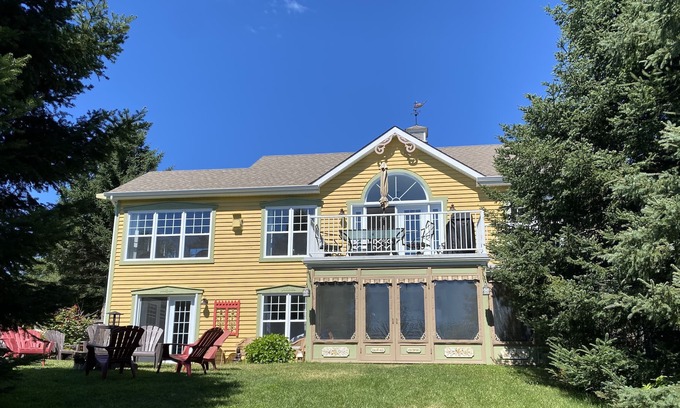 Saint Zenon House | Vrbo Property