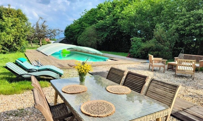 Landepereuse House | Vrbo Property