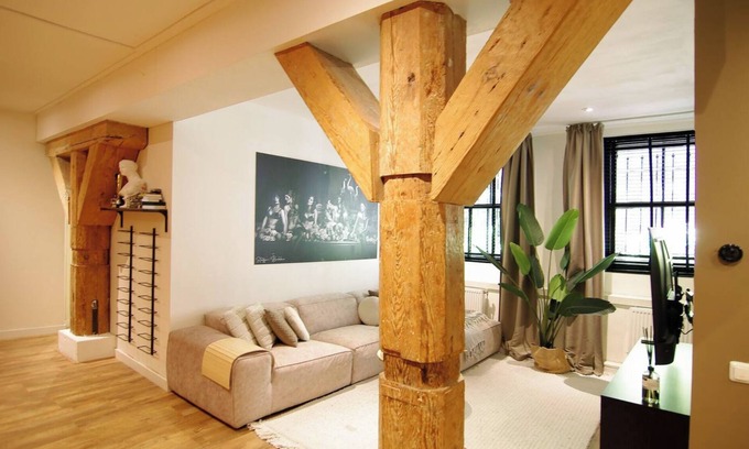 Binnenstad Apartment | Vrbo Property