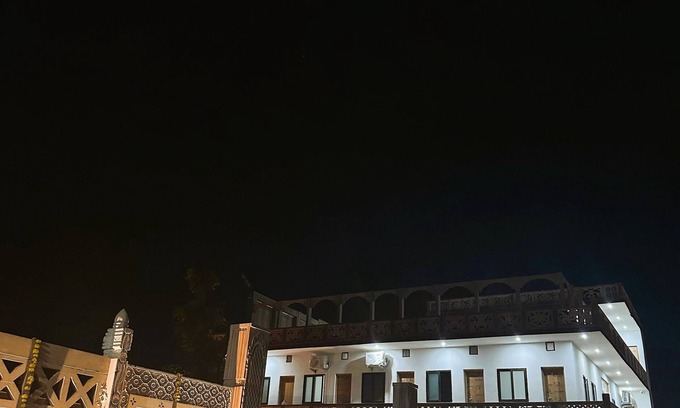 Banar Hotel | VRINDAVAN GARDEN & HOTEL
