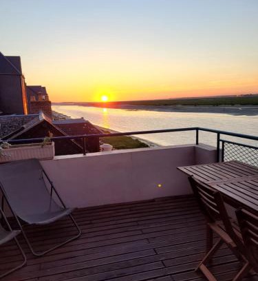 Saint-Valery-sur-Somme Apartment | Vue et terrasse panoramique sur la Baie de Somme