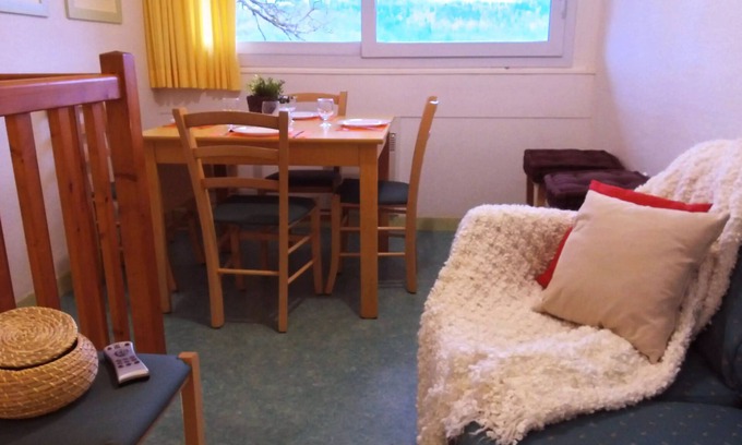 Maisod Apartment | VVF Jura Lac de Vouglans - 3 Room Gite 5 People 1 baby