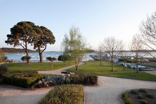 Larmor-Baden Resort | VVF Résidence Golfe du Morbihan