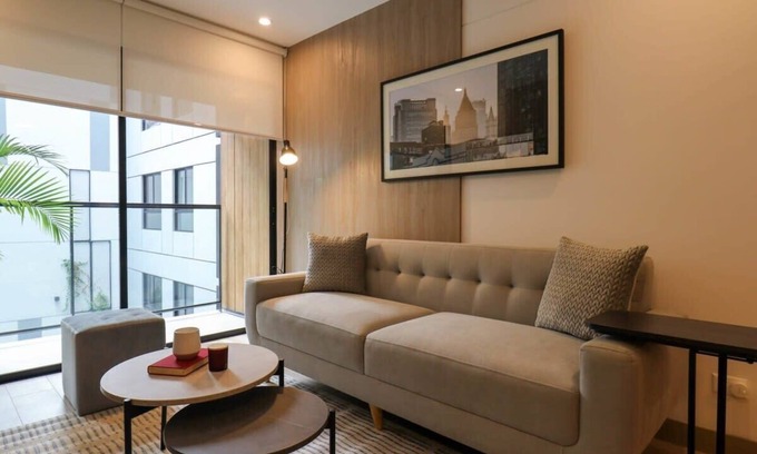 Petit Jean Ocharan Apartment | w*| Enchanting 2BR with Balcony in Miraflores