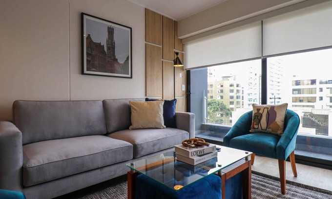 Reducto Apartment | w* | Majestic 2BR in Miraflores near Larcomar