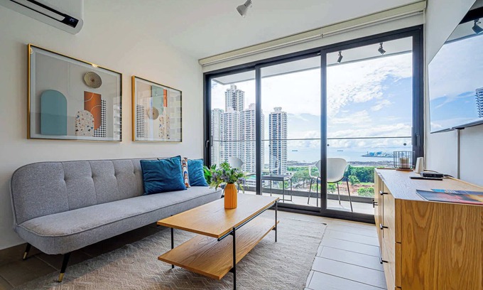 San Francisco Apartment | w* | Preferred 1BR w/Stunning Balcony View