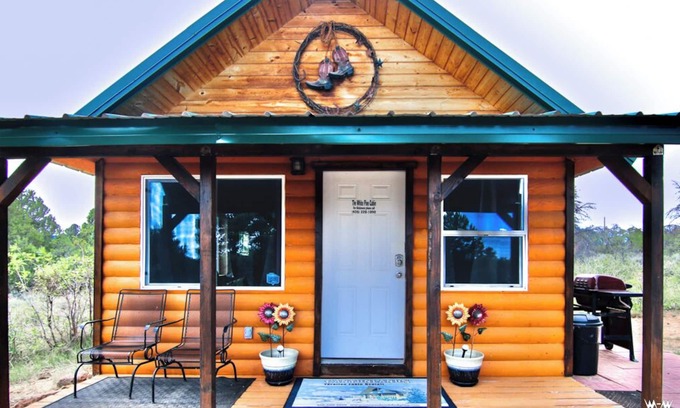 Monticello Cabin | W-W: White Pine Cabin by Canyonlands Lodging