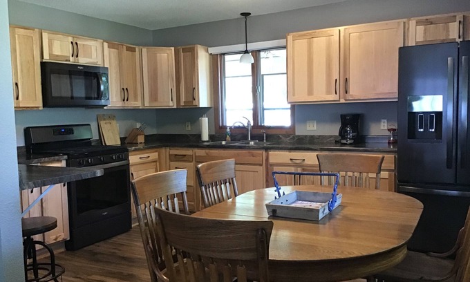 Wabasha House | Wabasha Beach House 3 bedroom/1 bath Vacation Rental
