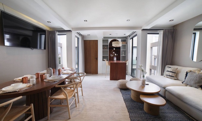 Colonia Cuauhtemoc Apartment | Wabi-Sabi Haven in CDMX s Romann