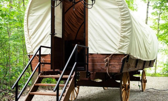 Houston Apartment | WAGON 1 in The Graystone Ranch in the Woods