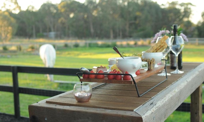 Longford Bed & Breakfast | Wagtail Nest Country Retreat - Longford Vic 3851
