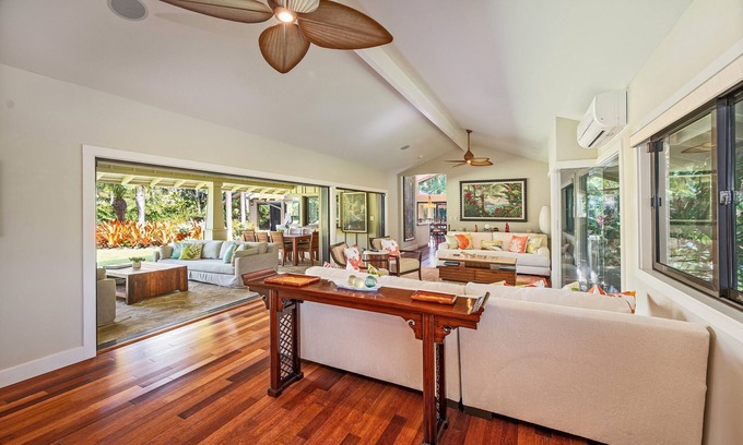 Kuliouou - Kalani Iki House | Waialae Golf Estates Tranquil Home w/Private Pool-Exclusive Golf Course View