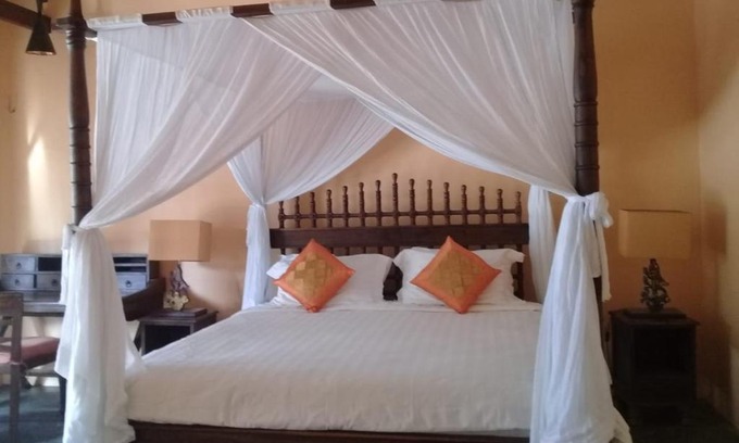 Maumere House | Waiara Village Guesthouse