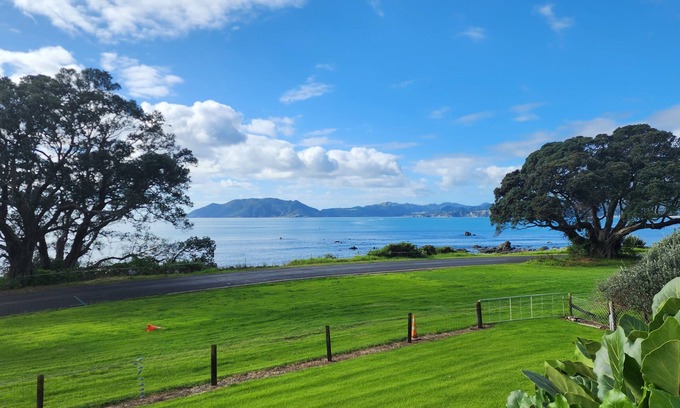 Waihau Bay House | Waihau Bay Paradise