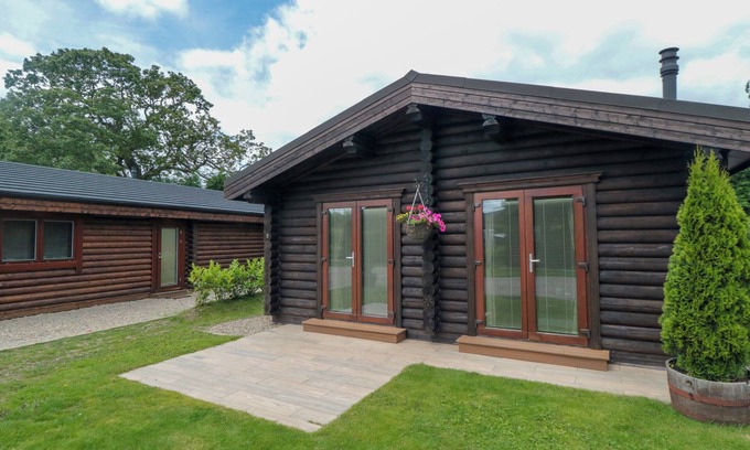 Carlton-in-Cleveland Cottage | Wainstones Lodge 2