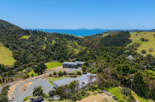 Matapouri House | Waitorupai Retreat 1 - Sandy Bay Holiday Home