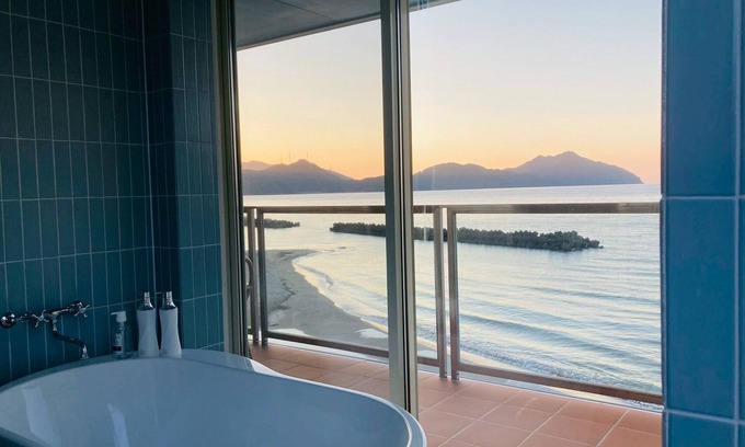 Takahama Hotel | WakasaSurfHotel ILMARE