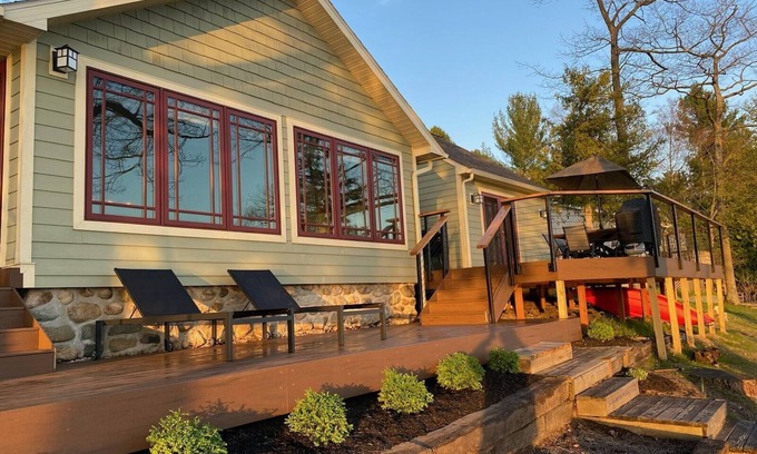 Clam River House | WAKE & LAKE Cottage - All Season Getaway