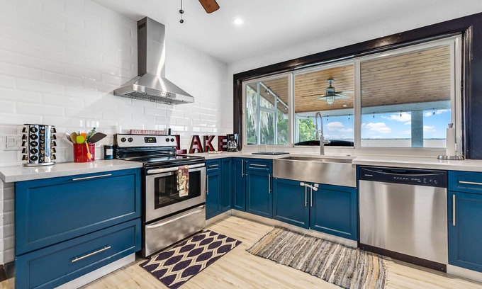 Placid Lakes House | Wake Up To The Sunrise On Lake Placid