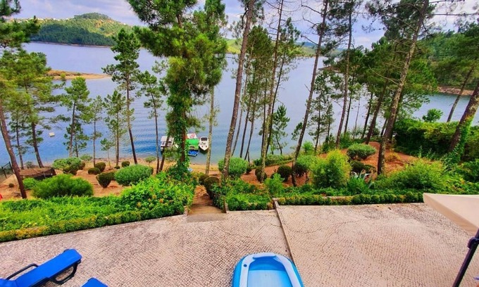 Tomar House | Wakevilla Guesthouse