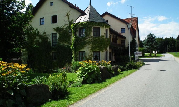 Wiesenfelden House | Waldgasthof - Hotel Schiederhof