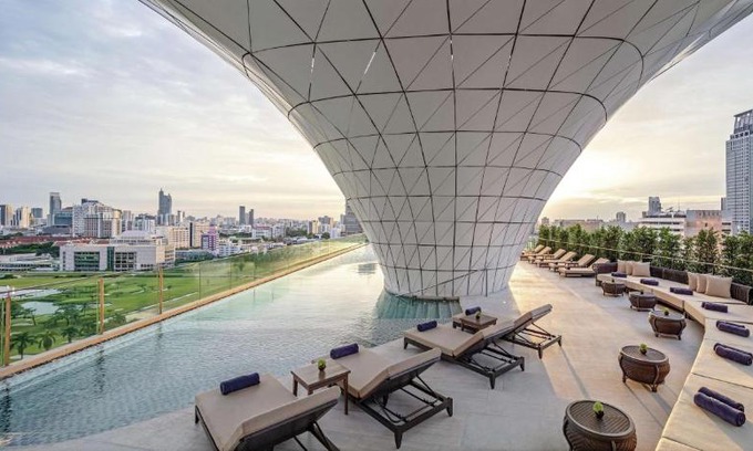 Ratchaprasong Hotel | Waldorf Astoria Bangkok