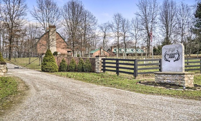 Walhonding House | Walhonding Woods Secluded Farmland Retreat!