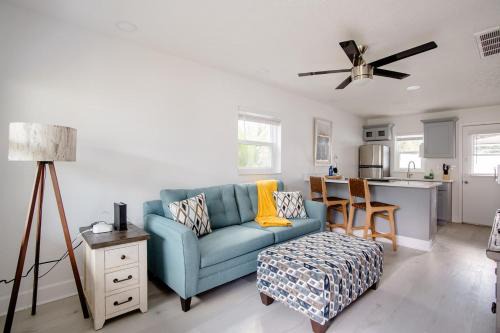 New Port Richey Apartment | Walk Everywhere! 1-bedroom Gem In Downtown Hub