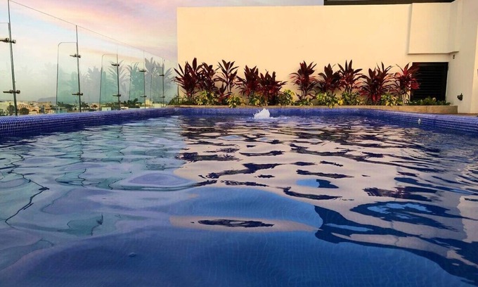 Centro Condo | Walk to 5th Ave & Beach | Oceanview Rooftop Pool